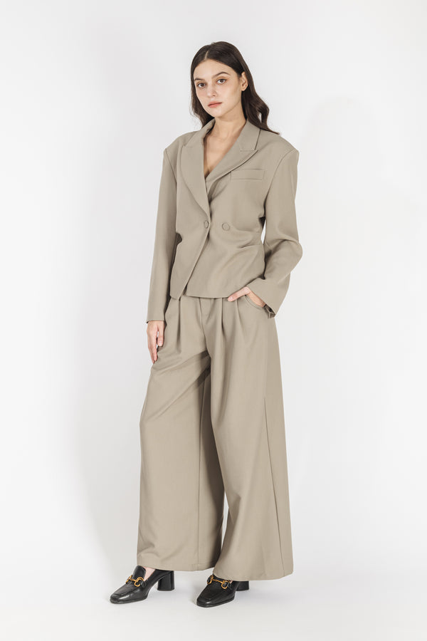 Eleanorr Single Button Pleated Blazer